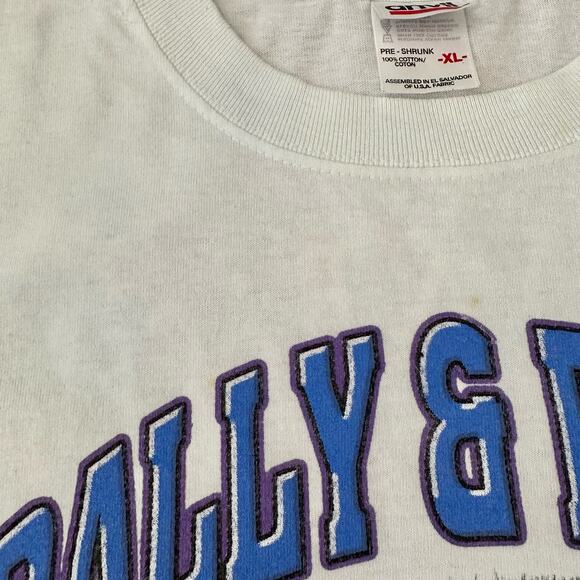 Vintage 2002 Laconia Rally & Races Wolves T-shirt - Picture 7 of 8